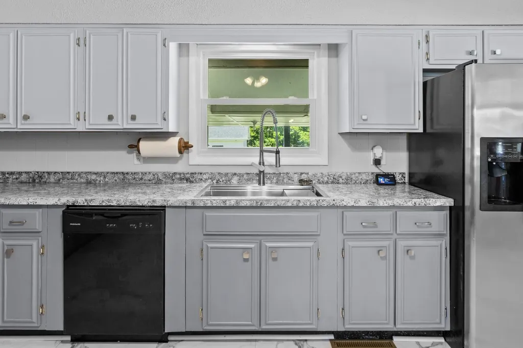 147 Sunset Heights Winchester KY 40391