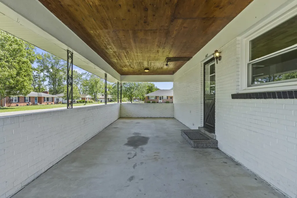 147 Sunset Heights Winchester KY 40391