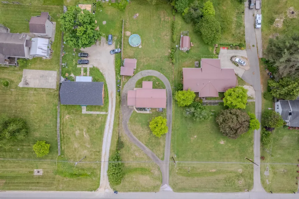 812 Seaton Avenue Greenup KY 41144