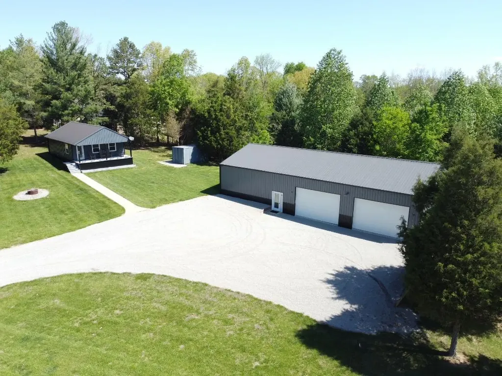 161 Tomahawk Circle Falls Of Rough KY 40119