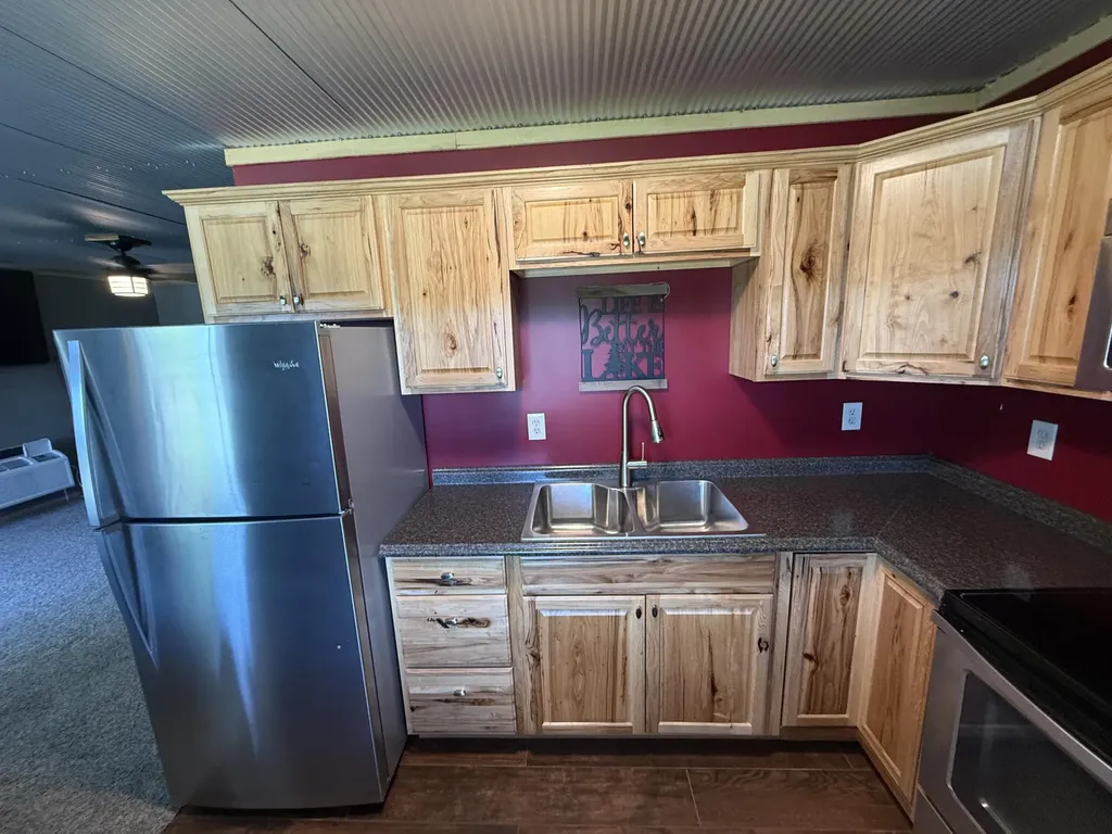161 Tomahawk Circle Falls Of Rough KY 40119