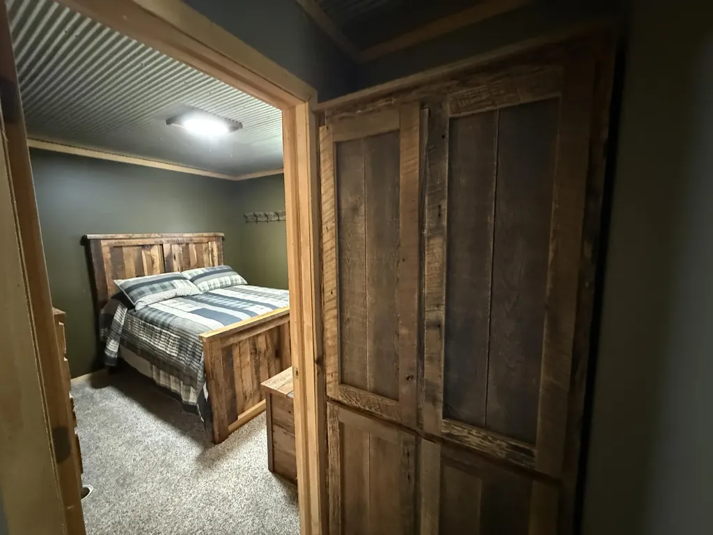 161 Tomahawk Circle Falls Of Rough KY 40119