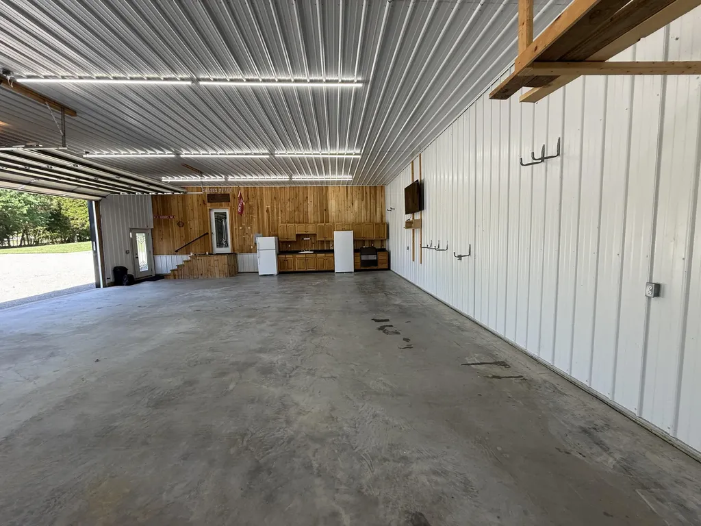 161 Tomahawk Circle Falls Of Rough KY 40119
