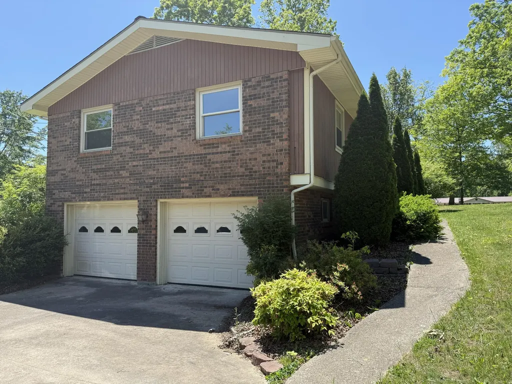51 Travelers Trail Corbin KY 40701