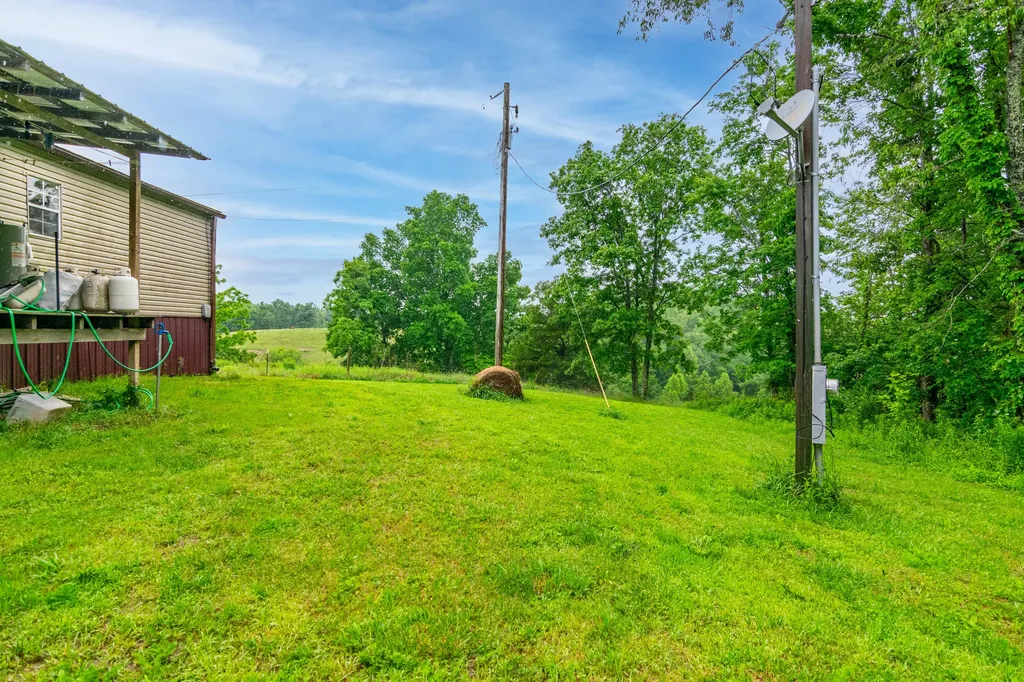 424 Powers Road Frenchburg KY 40322