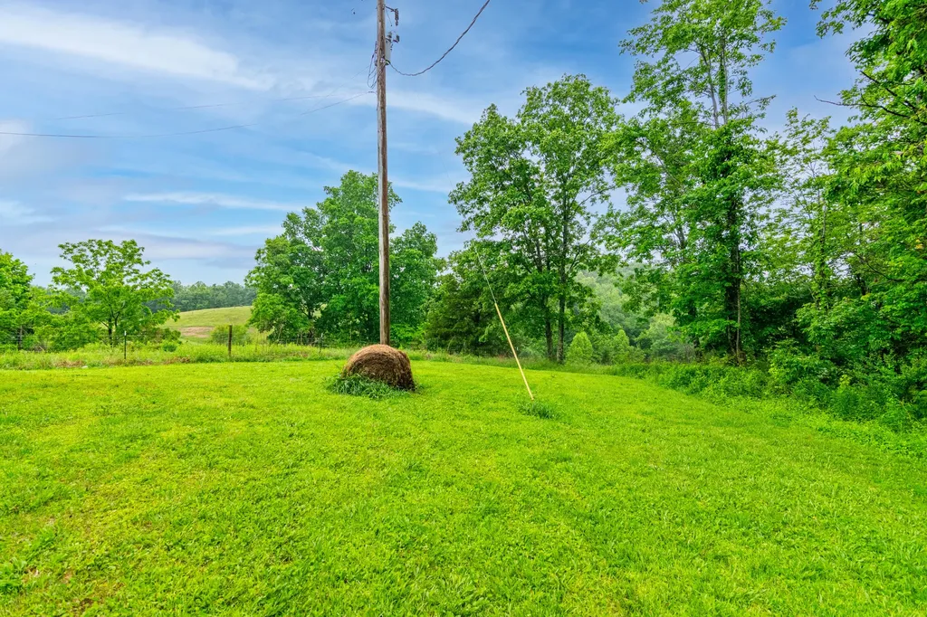424 Powers Road Frenchburg KY 40322