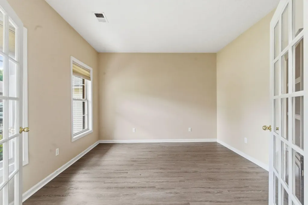 553 Millpond Road Lexington KY 40514