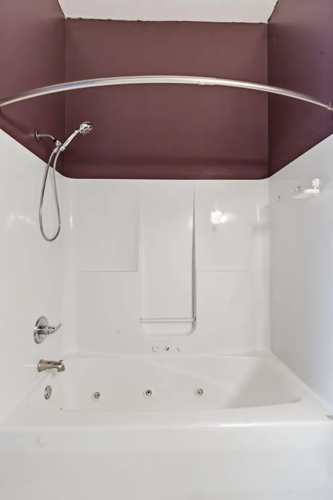 553 Millpond Road Lexington KY 40514