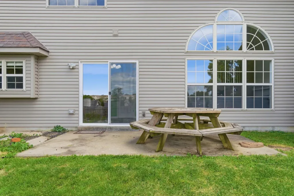 553 Millpond Road Lexington KY 40514