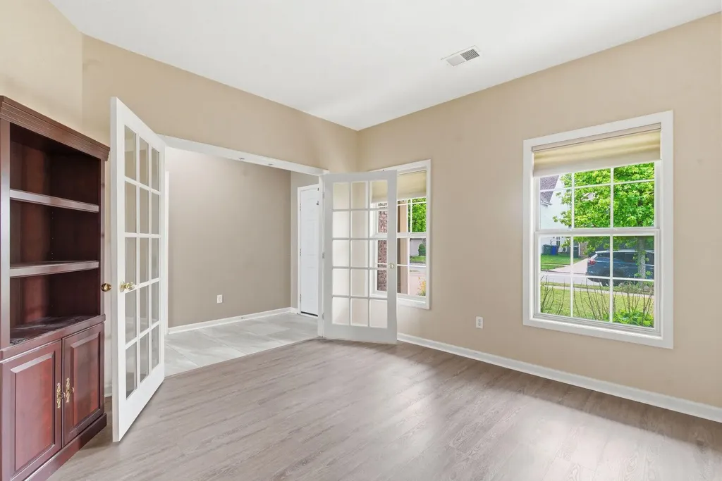 553 Millpond Road Lexington KY 40514