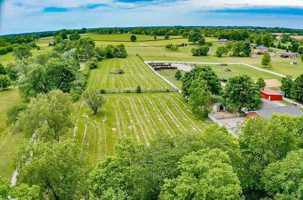 Lot 14 Brentsville Road Paris KY 40361