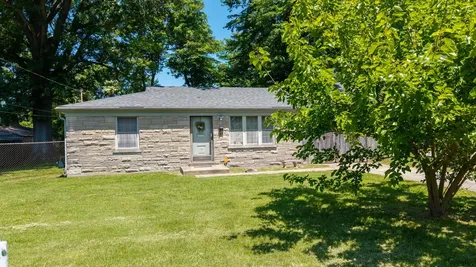 6413 North Drive Louisville KY 40272