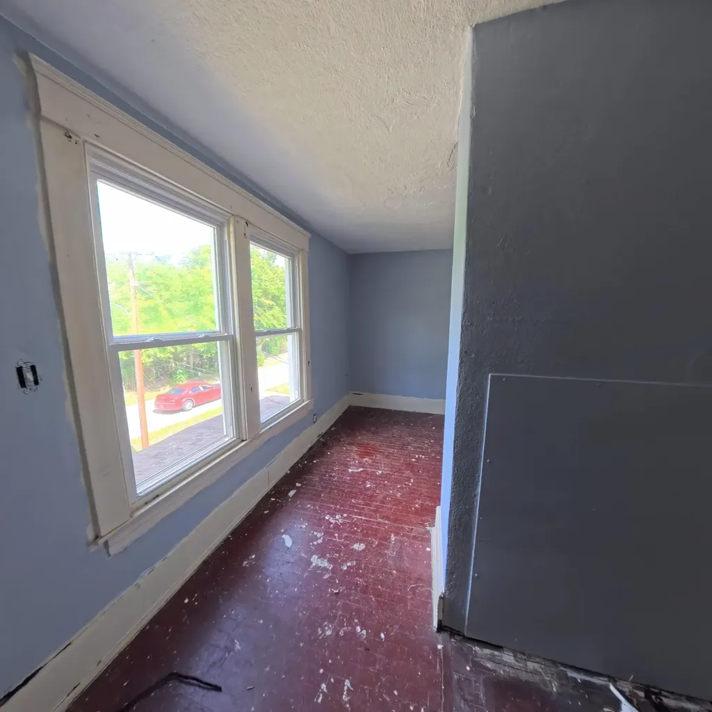 206 Kirkland Avenue Irvine KY 40336