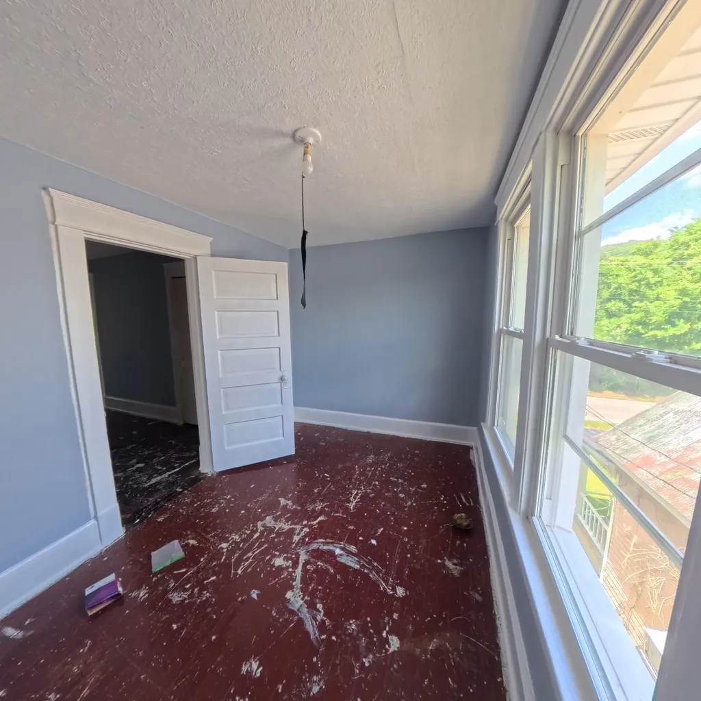 206 Kirkland Avenue Irvine KY 40336
