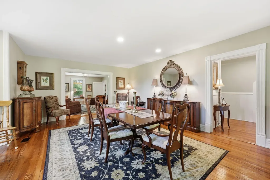 755 Delaney Ferry Road Versailles KY 40383