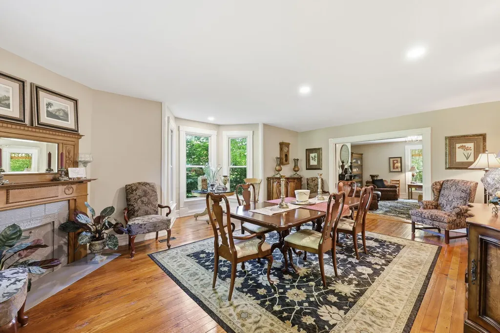755 Delaney Ferry Road Versailles KY 40383