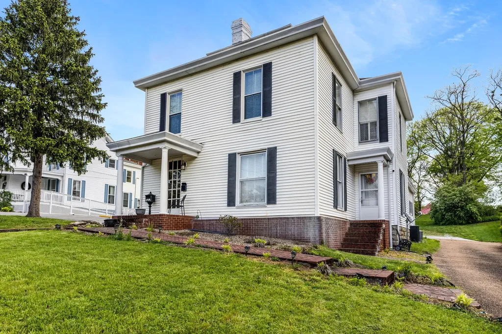 201 N Maysville Street Mt Sterling KY 40353