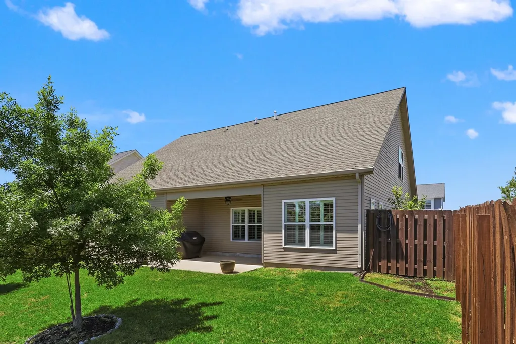 136 Maddrey Haven Nicholasville KY 40356