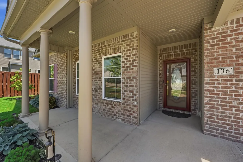 136 Maddrey Haven Nicholasville KY 40356
