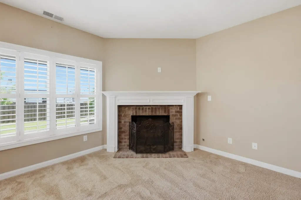 136 Maddrey Haven Nicholasville KY 40356
