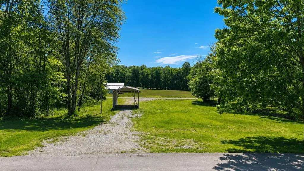 130 Maple Street Eubank KY 42567