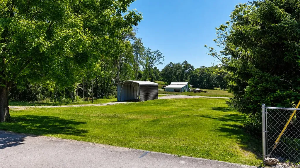 130 Maple Street Eubank KY 42567