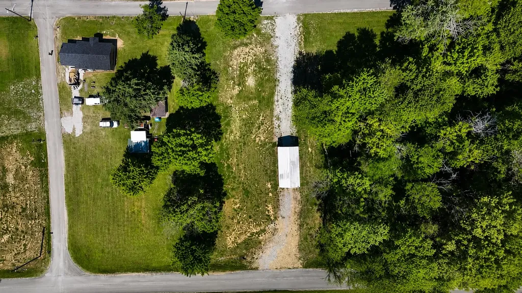 130 Maple Street Eubank KY 42567