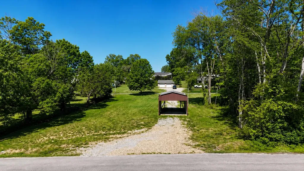 130 Maple Street Eubank KY 42567