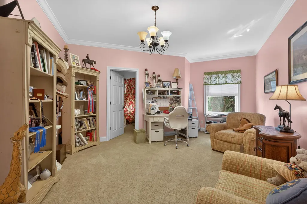 2027 Clintonville Road Paris KY 40361