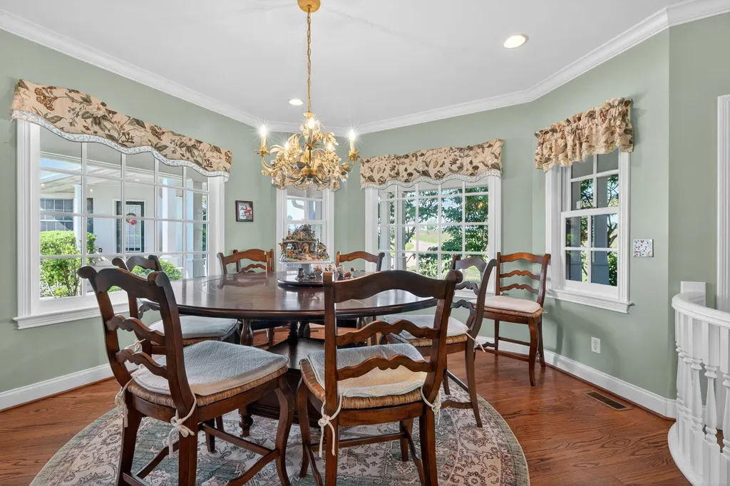 2027 Clintonville Road Paris KY 40361