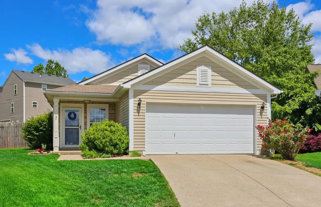 1329 Harrington Court Lexington KY 40511