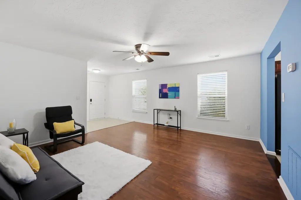 1329 Harrington Court Lexington KY 40511
