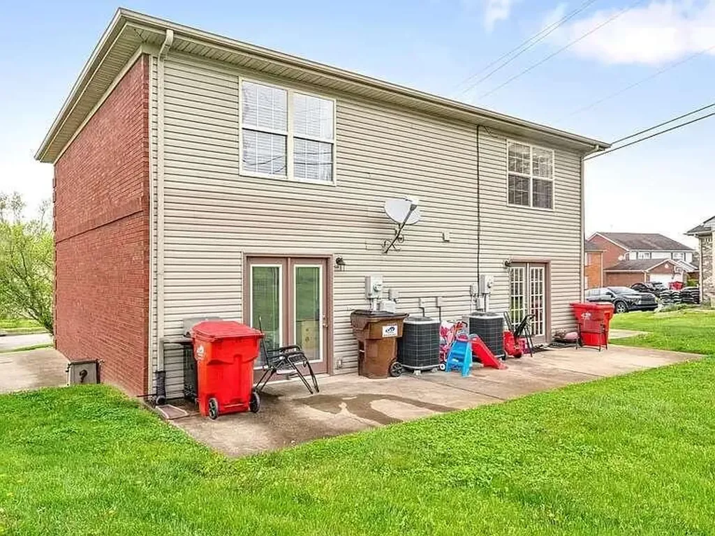 112-114 Garnet Drive Nicholasville KY 40356