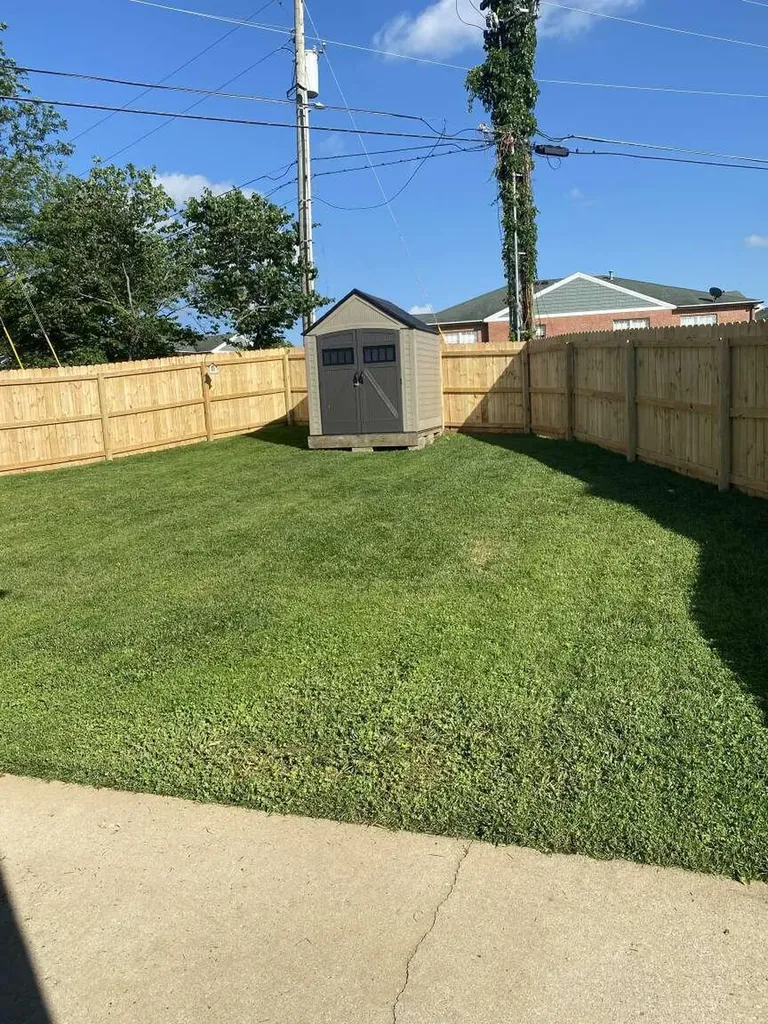 112-114 Garnet Drive Nicholasville KY 40356