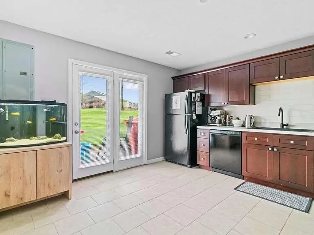 112-114 Garnet Drive Nicholasville KY 40356