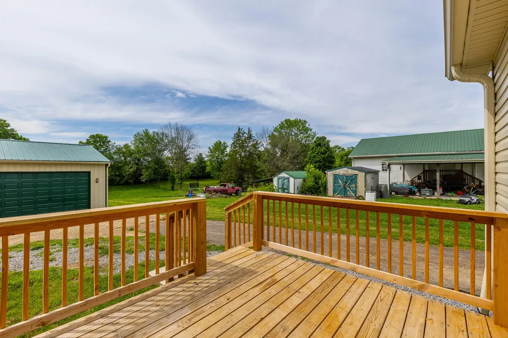 1933 Thatchers Mill Road Paris KY 40361
