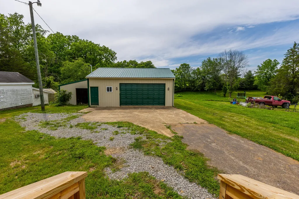 1933 Thatchers Mill Road Paris KY 40361