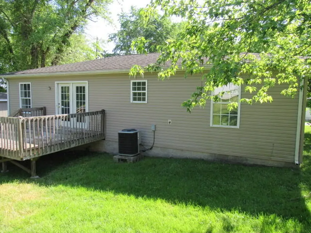 27 Bait Shop Road Salt Lick KY 40371