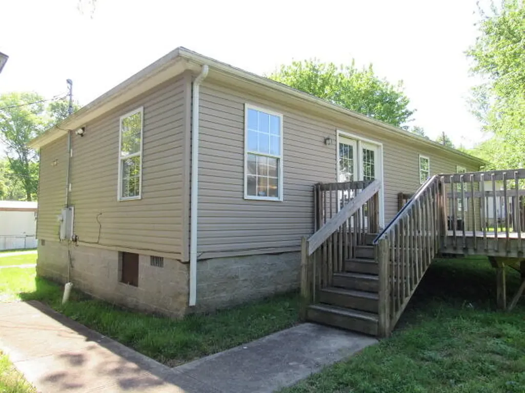 27 Bait Shop Road Salt Lick KY 40371