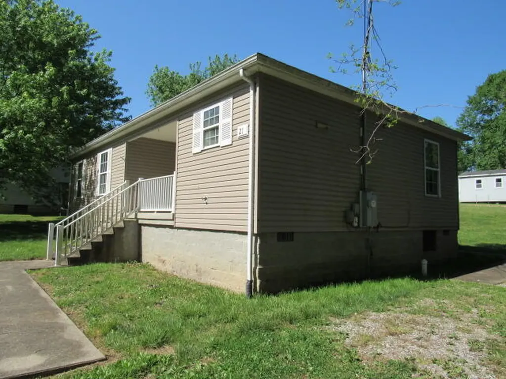 27 Bait Shop Road Salt Lick KY 40371