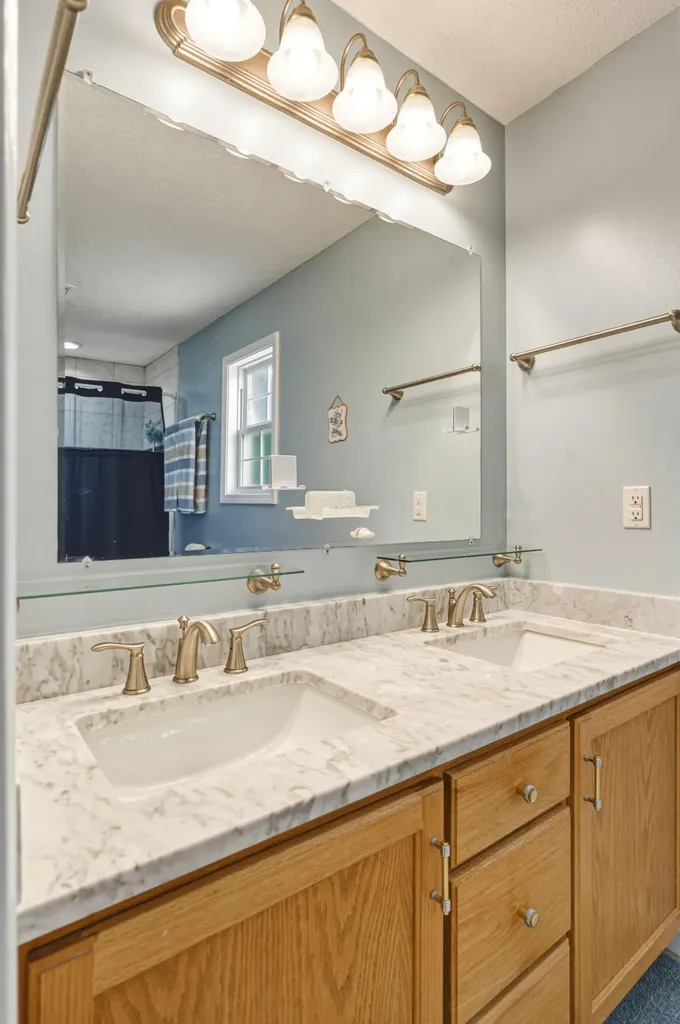 209 Kathie Court Vine Grove KY 40175