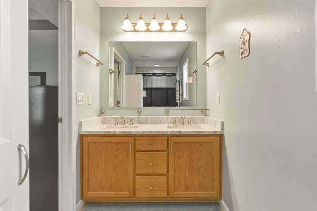 209 Kathie Court Vine Grove KY 40175