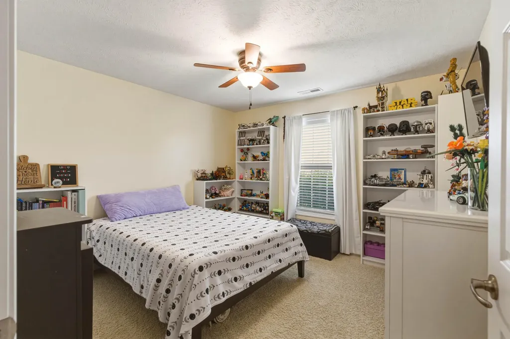 209 Kathie Court Vine Grove KY 40175