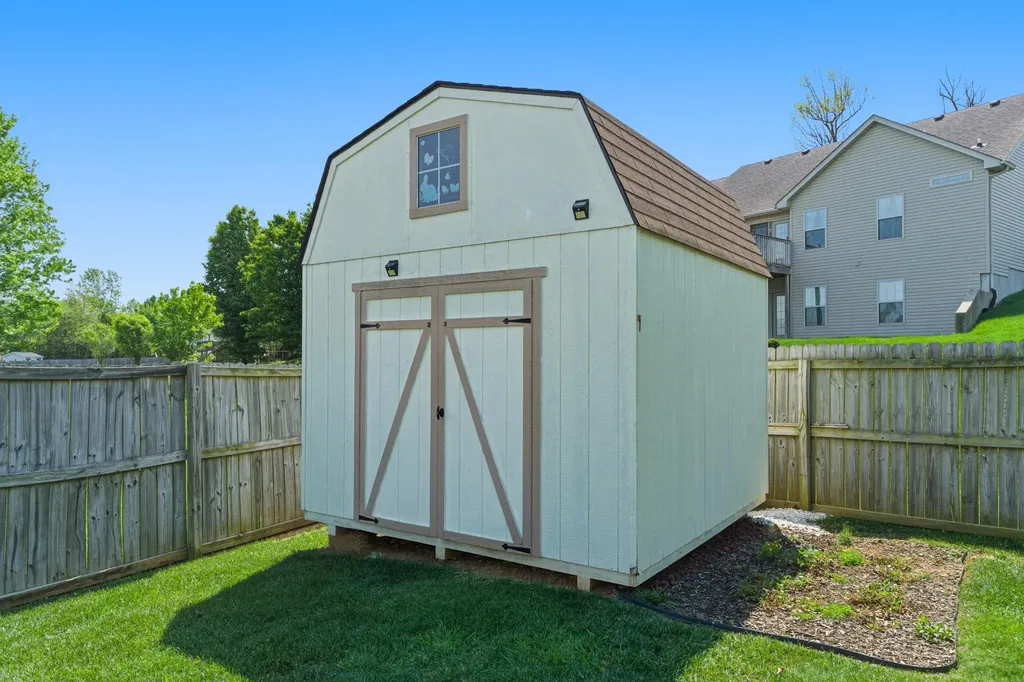 209 Kathie Court Vine Grove KY 40175