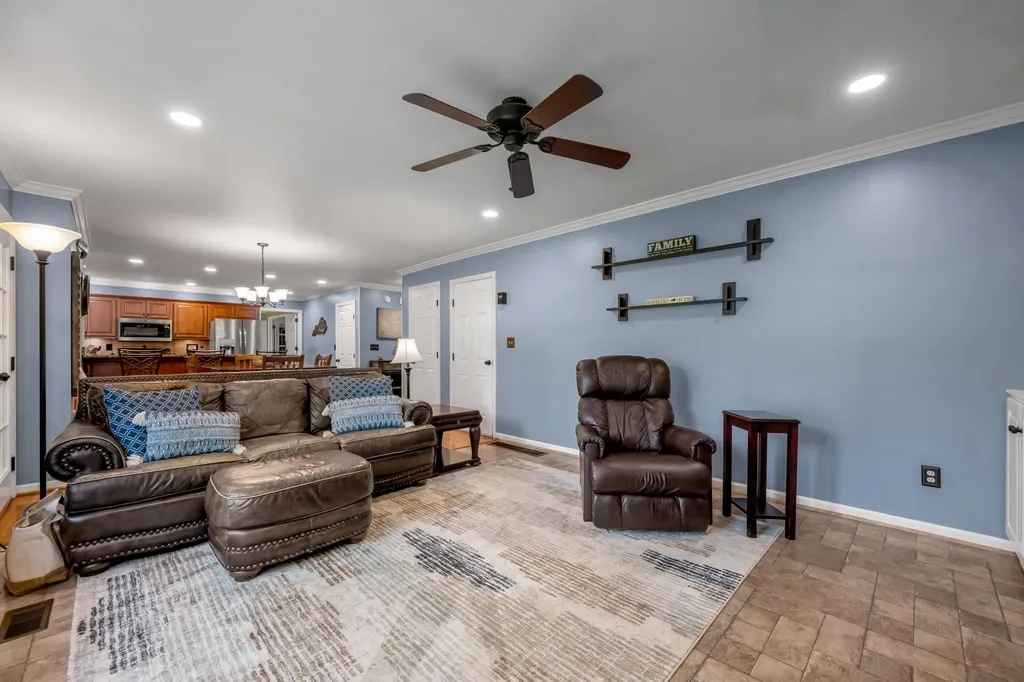1445 Corona Drive Lexington KY 40514