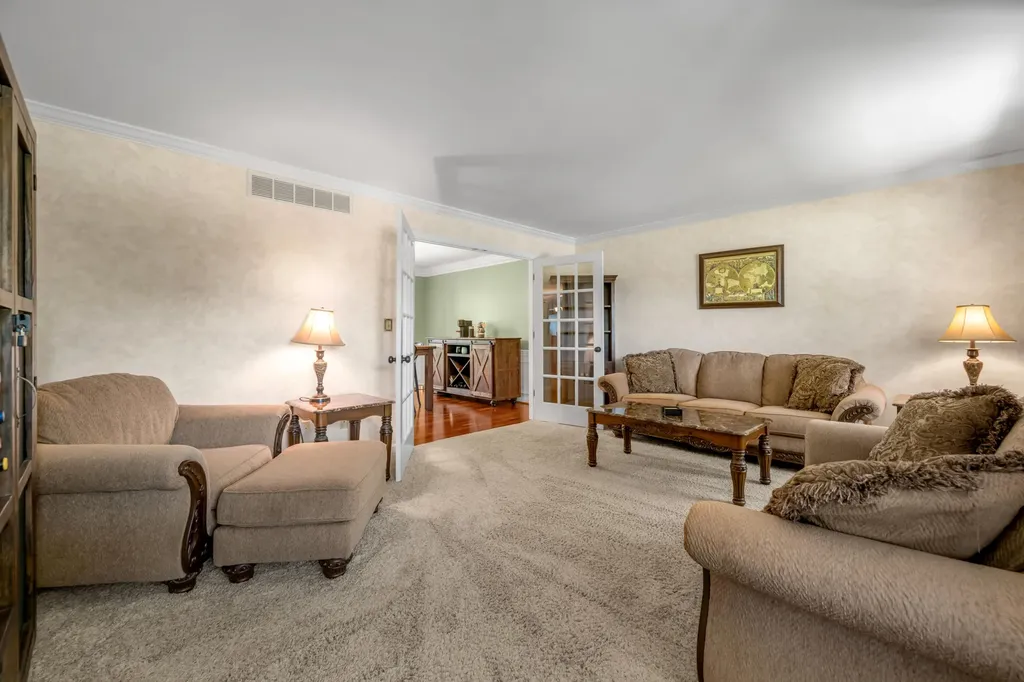 1445 Corona Drive Lexington KY 40514