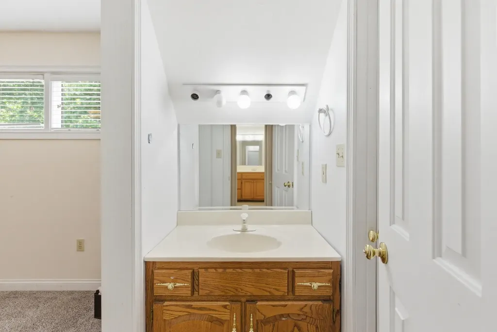 55 Woodland Cove Waynesburg KY 40489