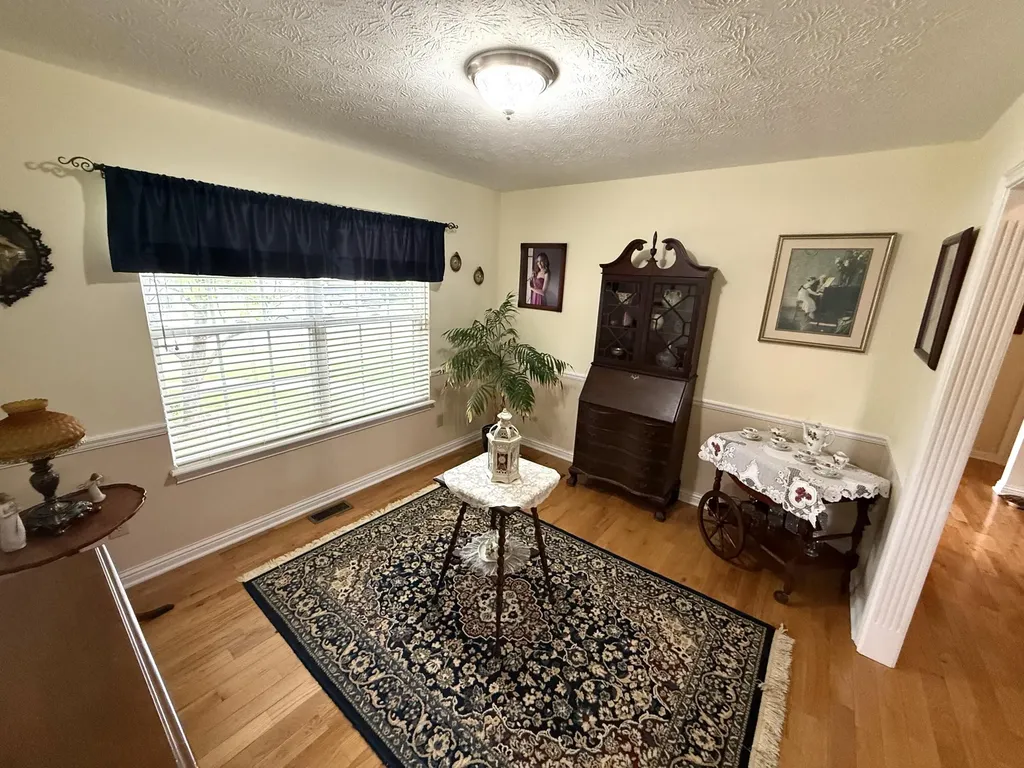 387 Colony Drive Versailles KY 40383