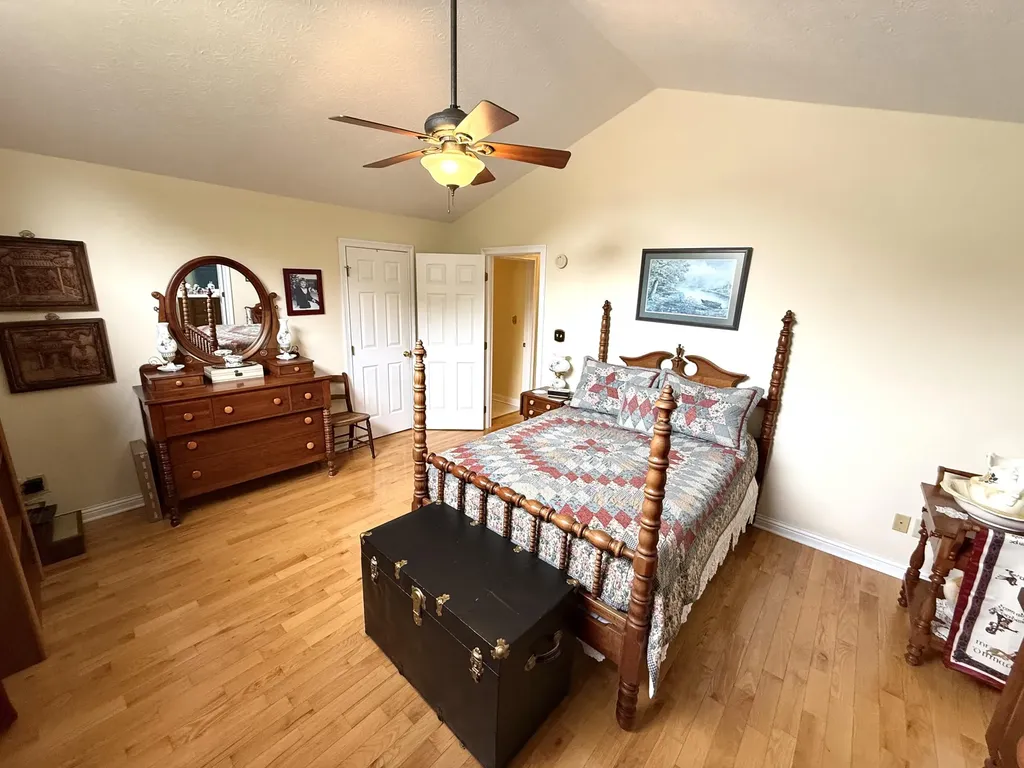 387 Colony Drive Versailles KY 40383