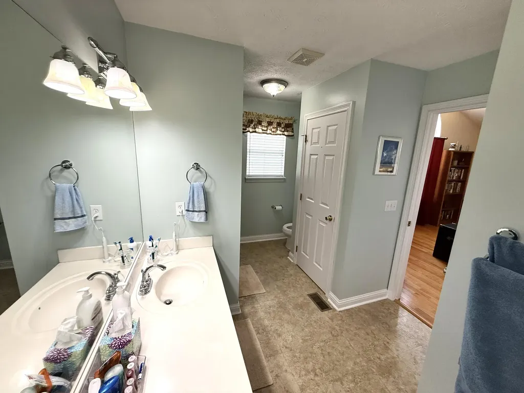 387 Colony Drive Versailles KY 40383